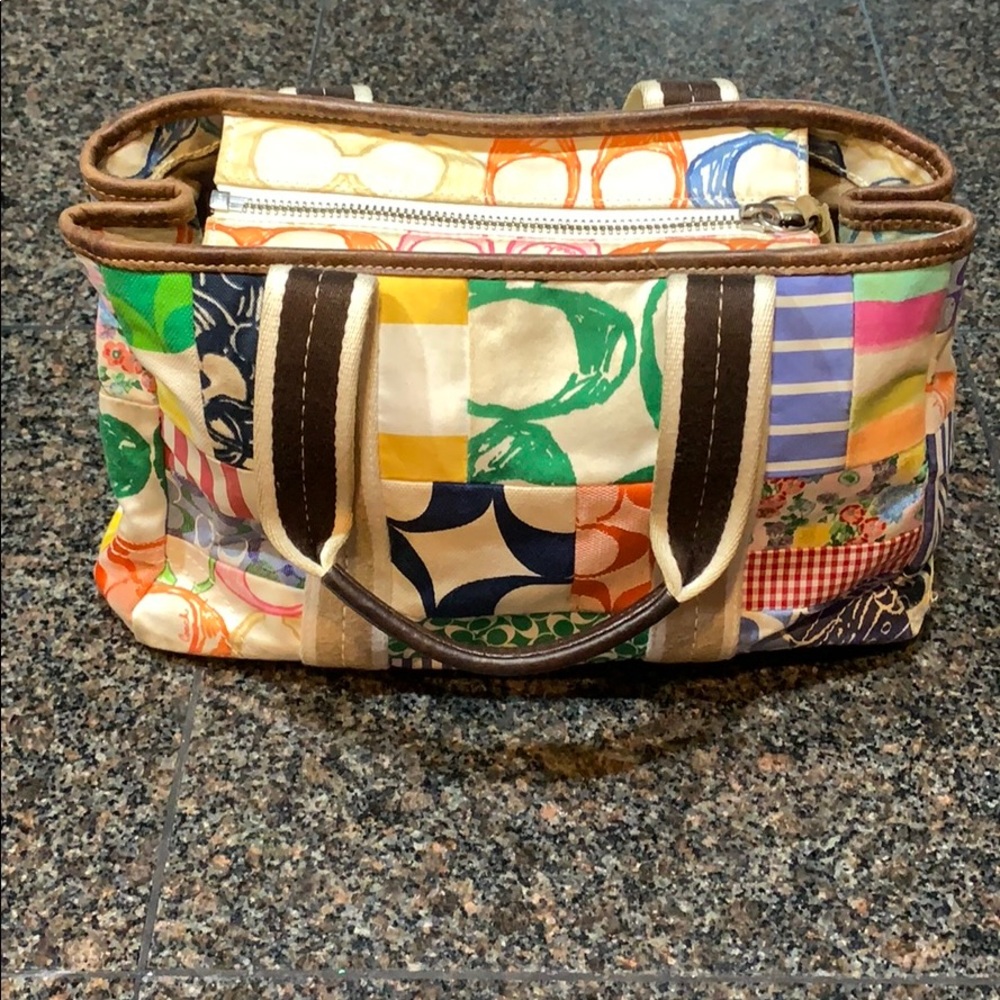 Authentic Coach Handbag - Picture 4 of 8